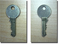 Foto beider Schlüsselseiten
